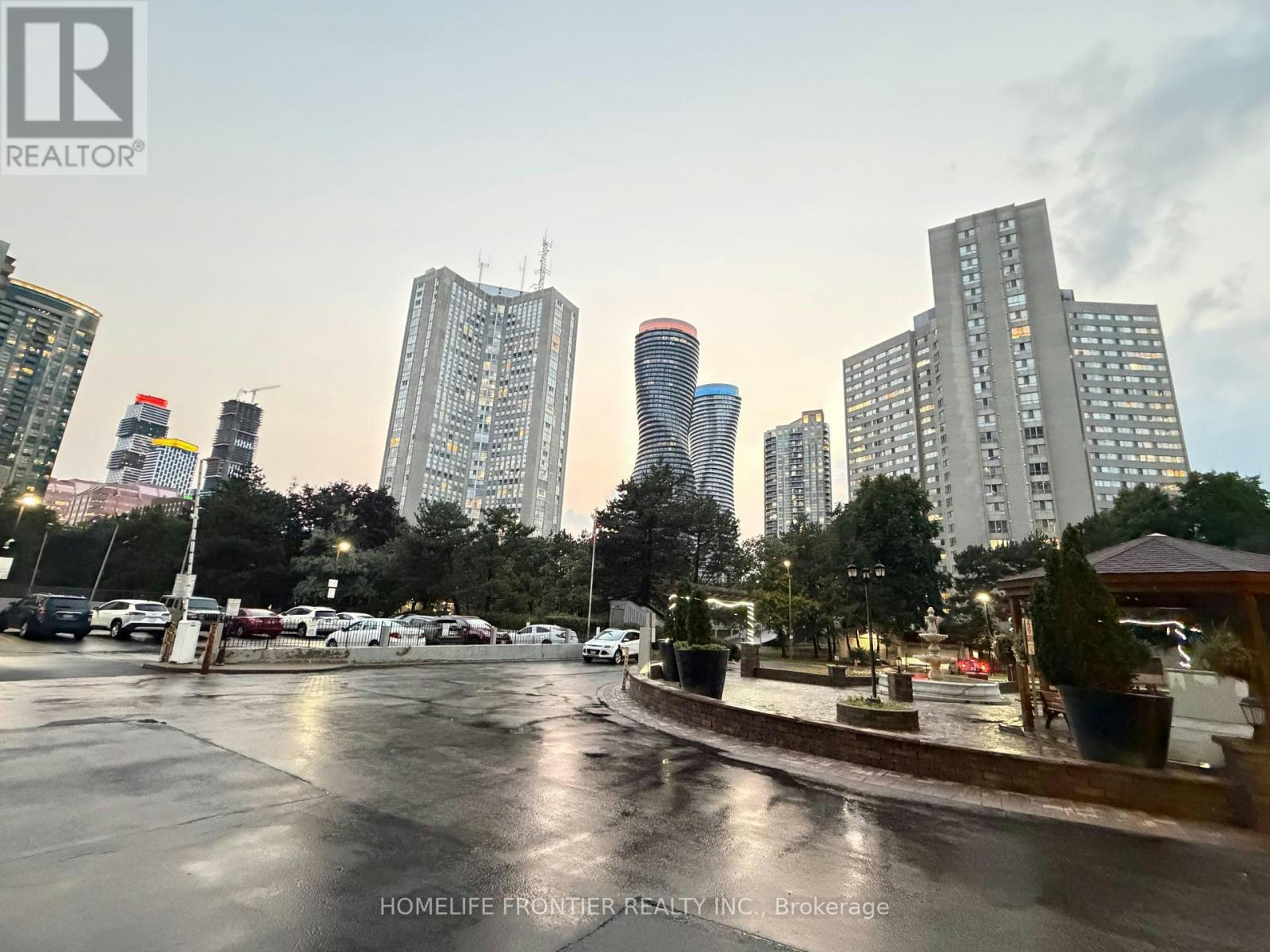 SPH7-3695 Kaneff Crescent, Mississauga, ON, L5A 4B6 - 31