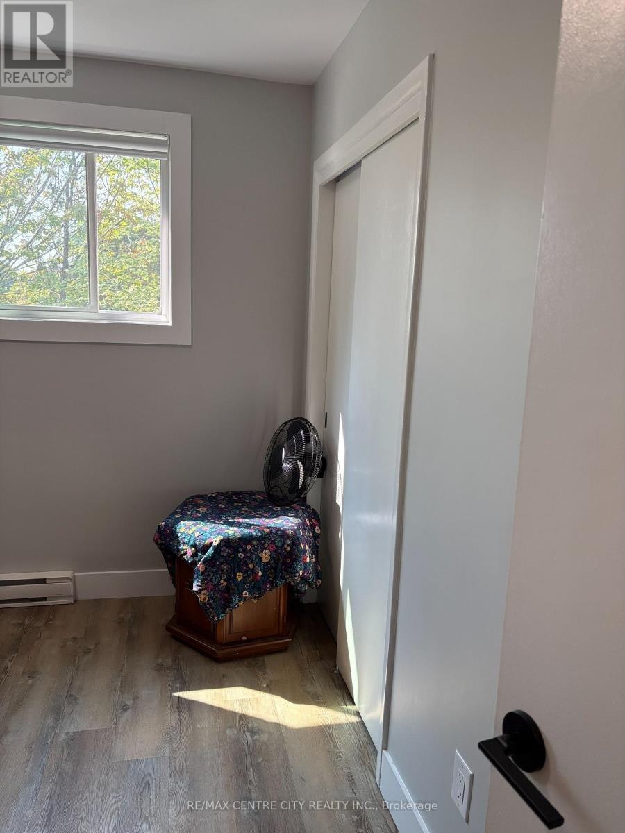 9-400 Scenic Drive S, London, ON, N5Z 3A8 - 21