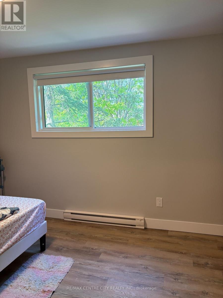 9-400 Scenic Drive S, London, ON, N5Z 3A8 - 25