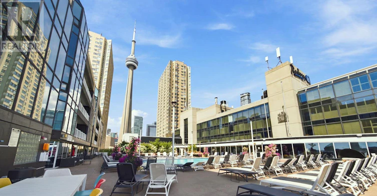 705-251 Queens Quay, Toronto, ON, M5J 2N6 - 38