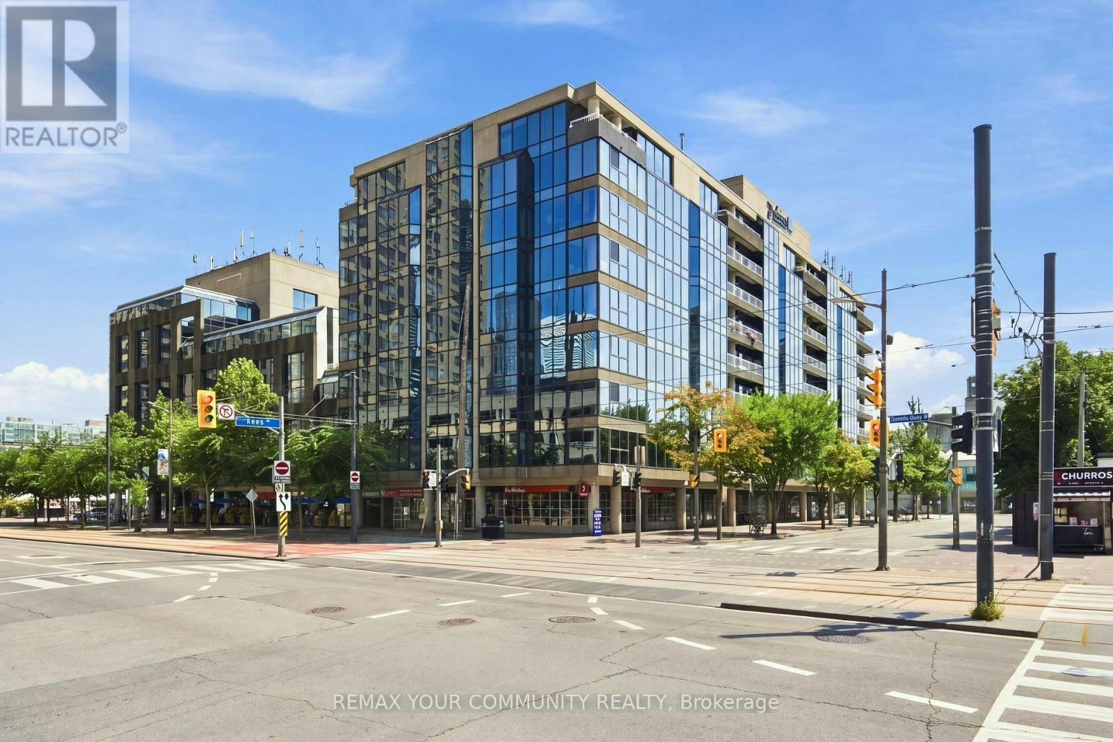 705-251 Queens Quay, Toronto, ON, M5J 2N6