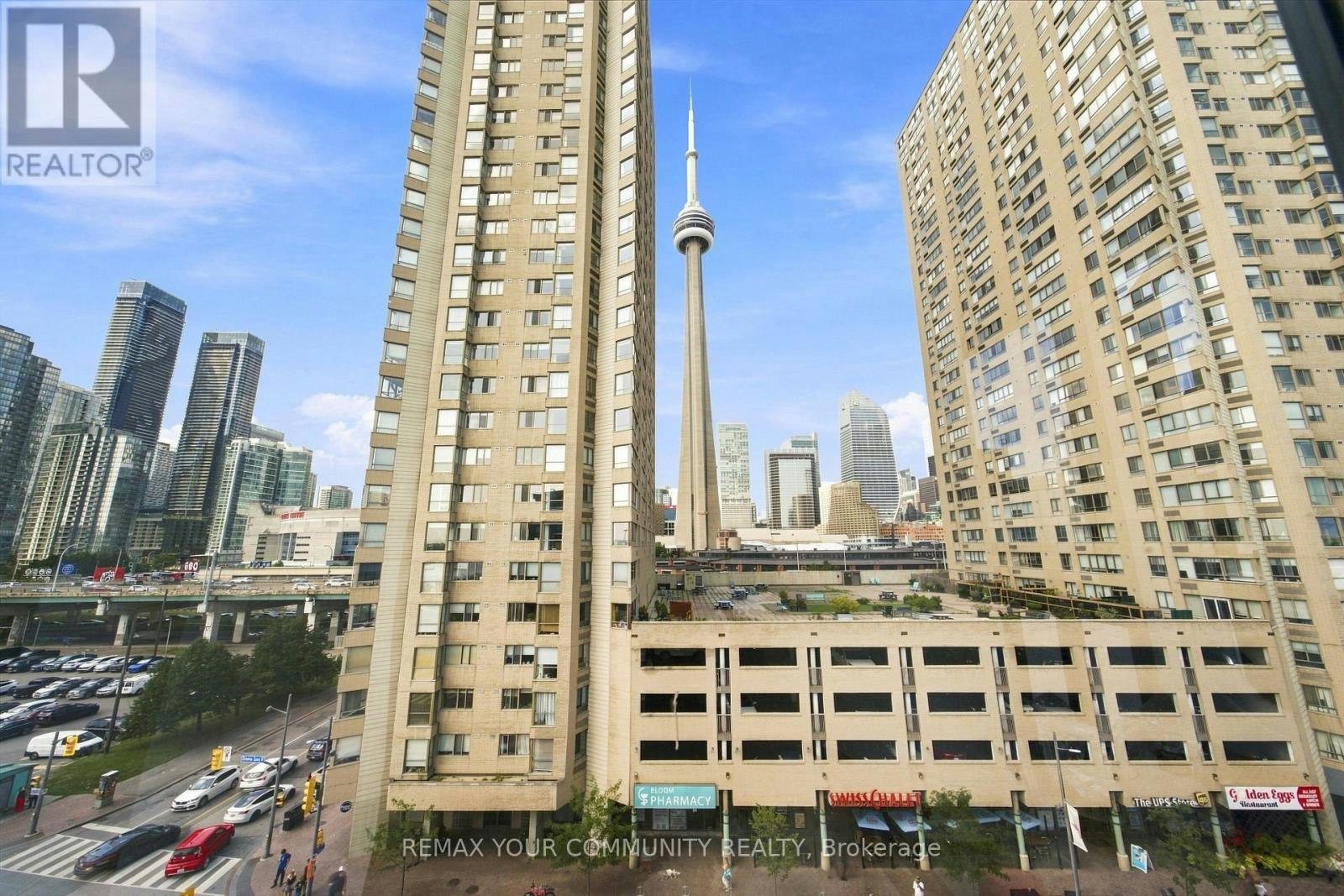 705-251 Queens Quay, Toronto, ON, M5J 2N6 - 37