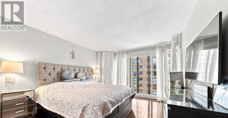 705-251 Queens Quay, Toronto, ON, M5J 2N6 - 30