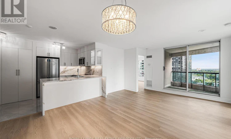 7 Lorraine Drive