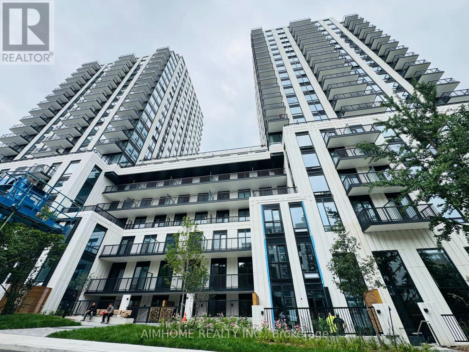 1606-91 Montclair Ave Avenue, Toronto, ON, M5P 0B1