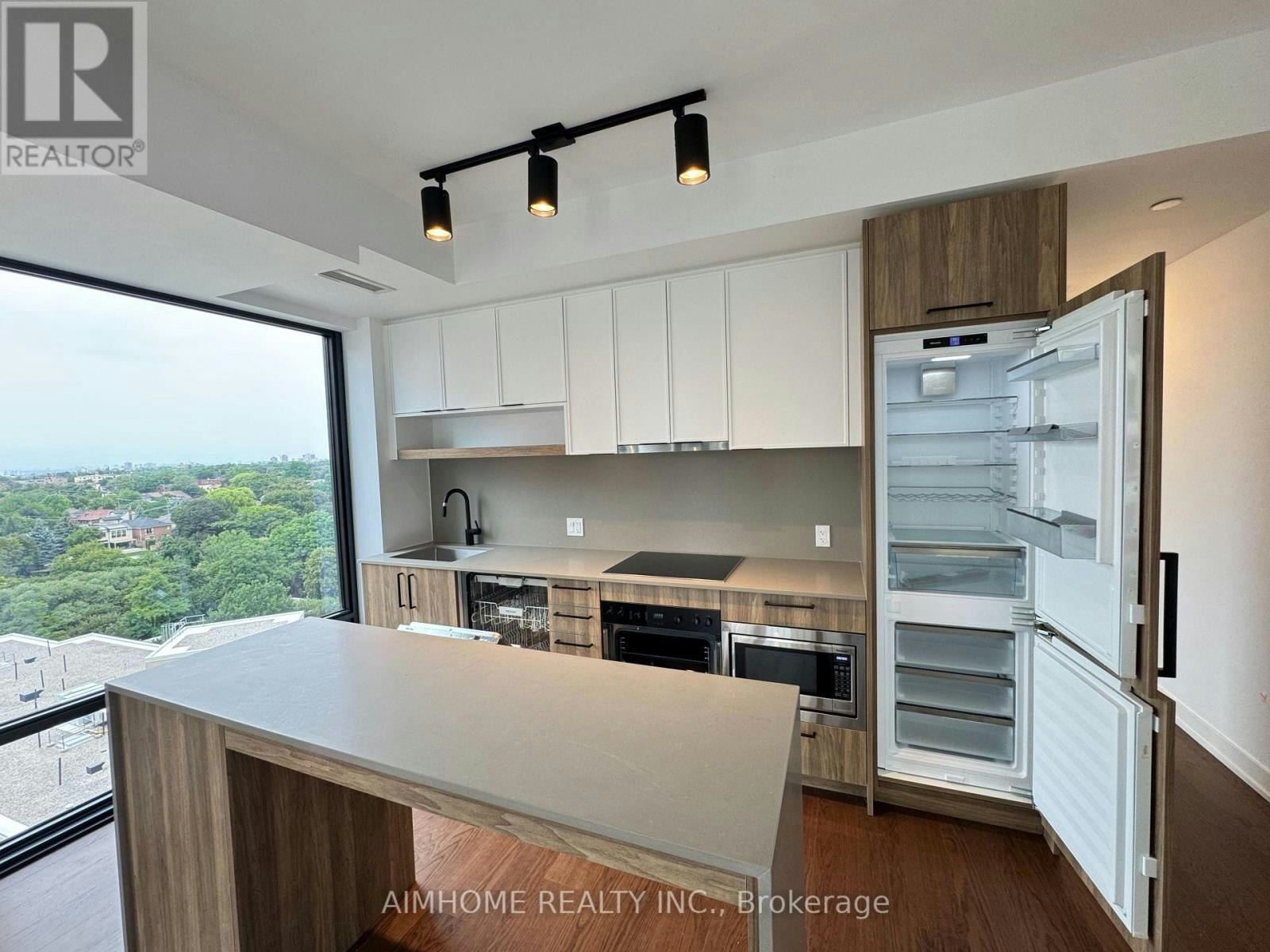 1606-91 Montclair Ave Avenue, Toronto, ON, M5P 0B1 - 4