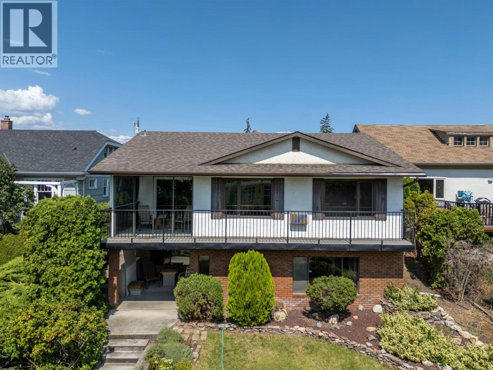 1470 Lawrence Avenue, Kelowna, BC, V1Y 6M8