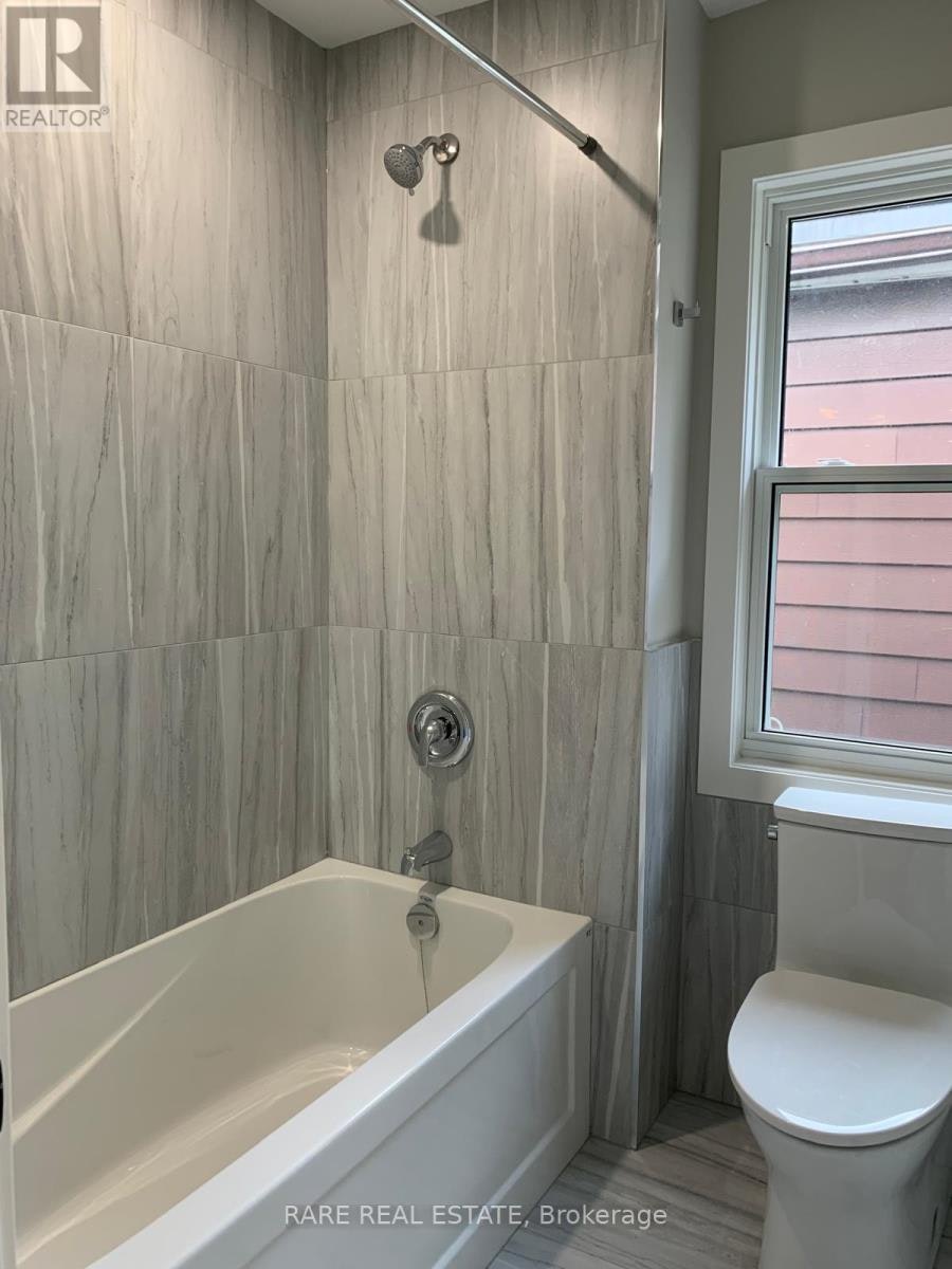 227 Logan Avenue, Toronto, ON, M4M 2N2 - 14