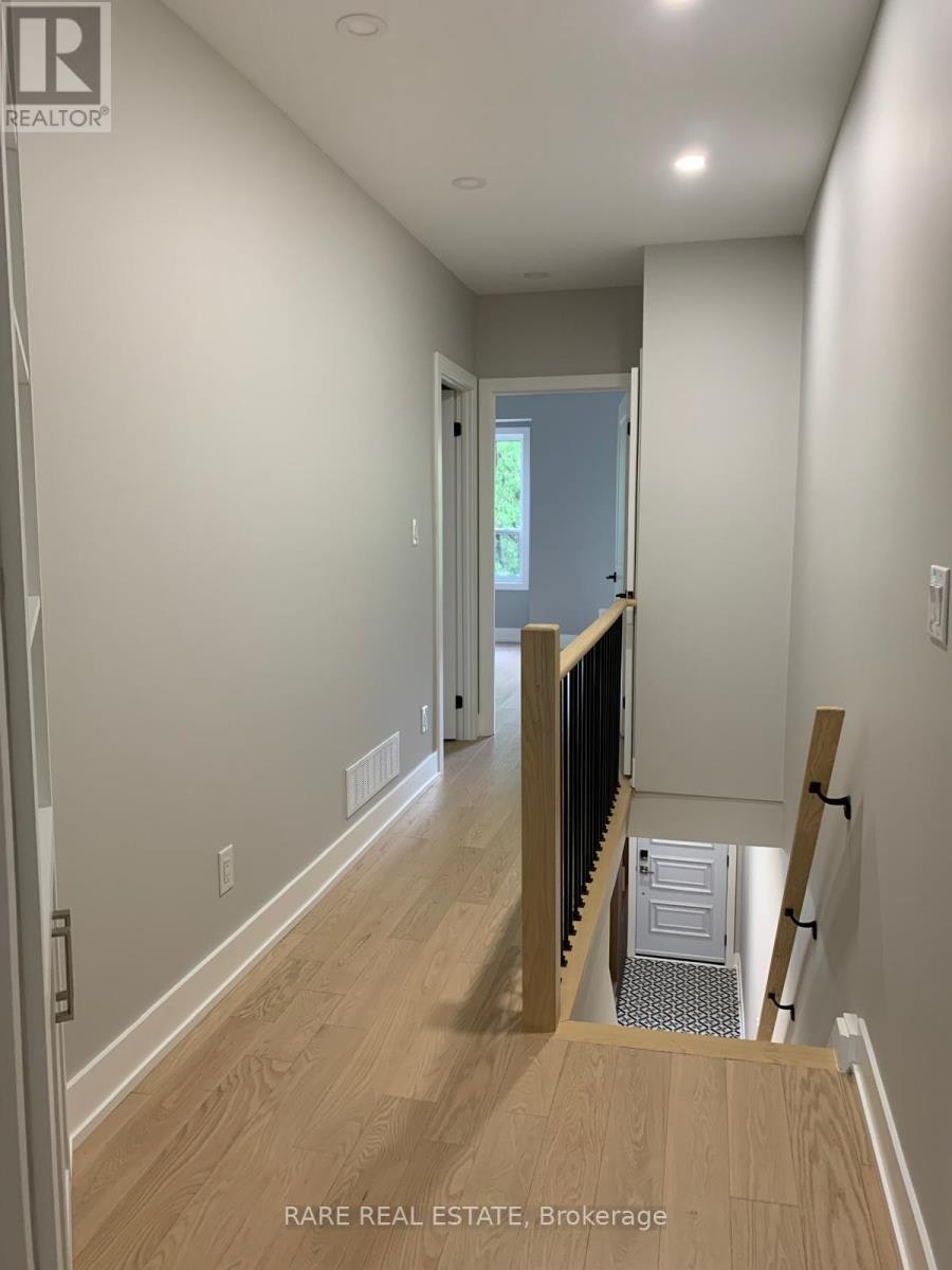 227 Logan Avenue, Toronto, ON, M4M 2N2 - 16