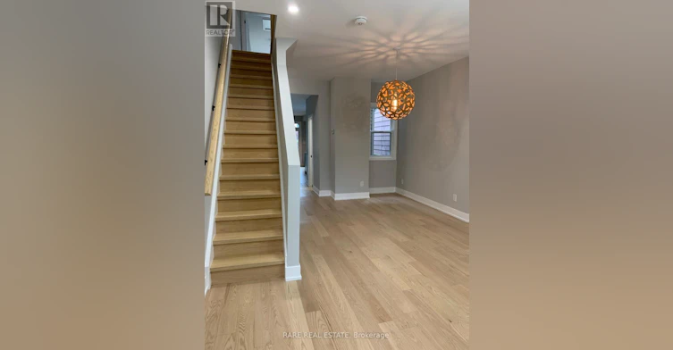 227 Logan Avenue, Toronto, ON, M4M 2N2 - 4