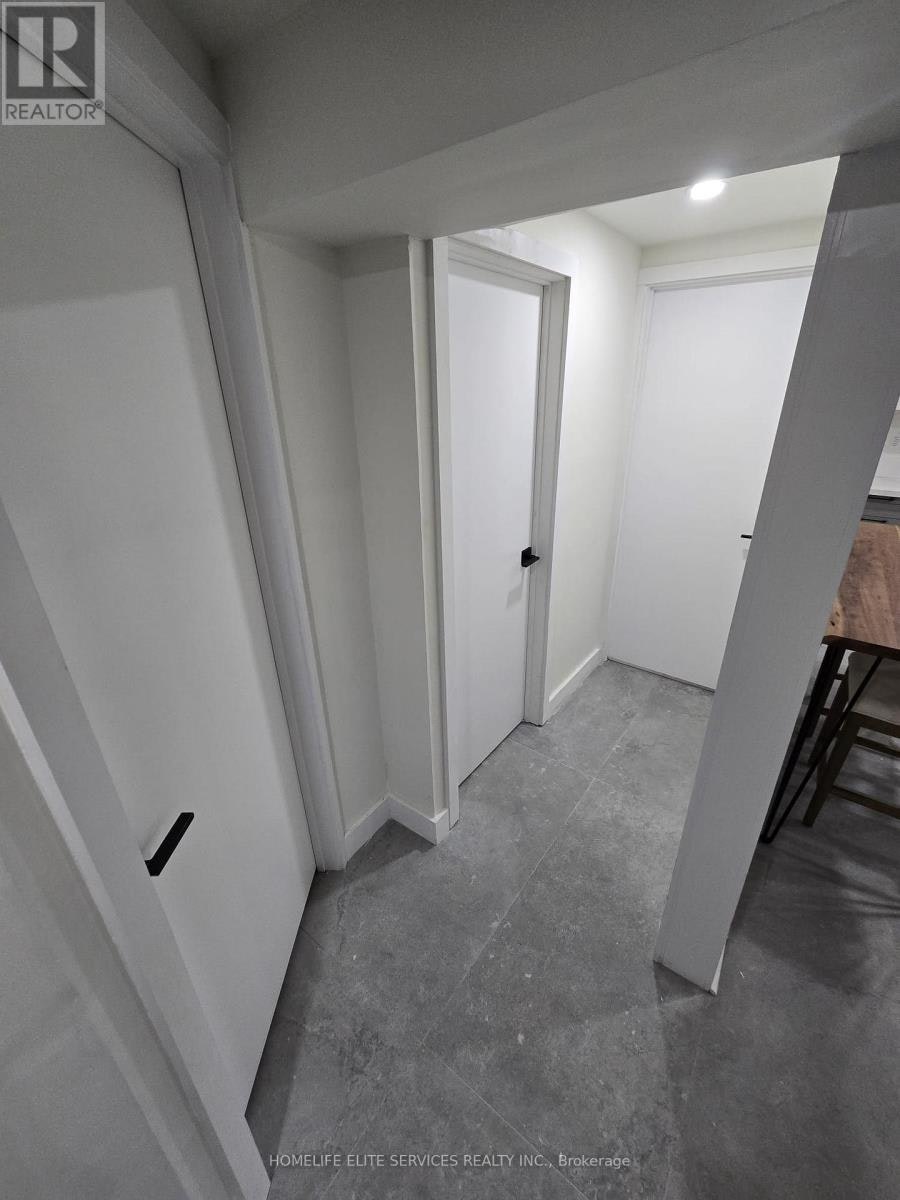 36 Manorglen Crescent, Toronto, ON, M1S 1W4 - 21