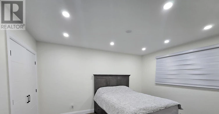 36 Manorglen Crescent, Toronto, ON, M1S 1W4 - 3