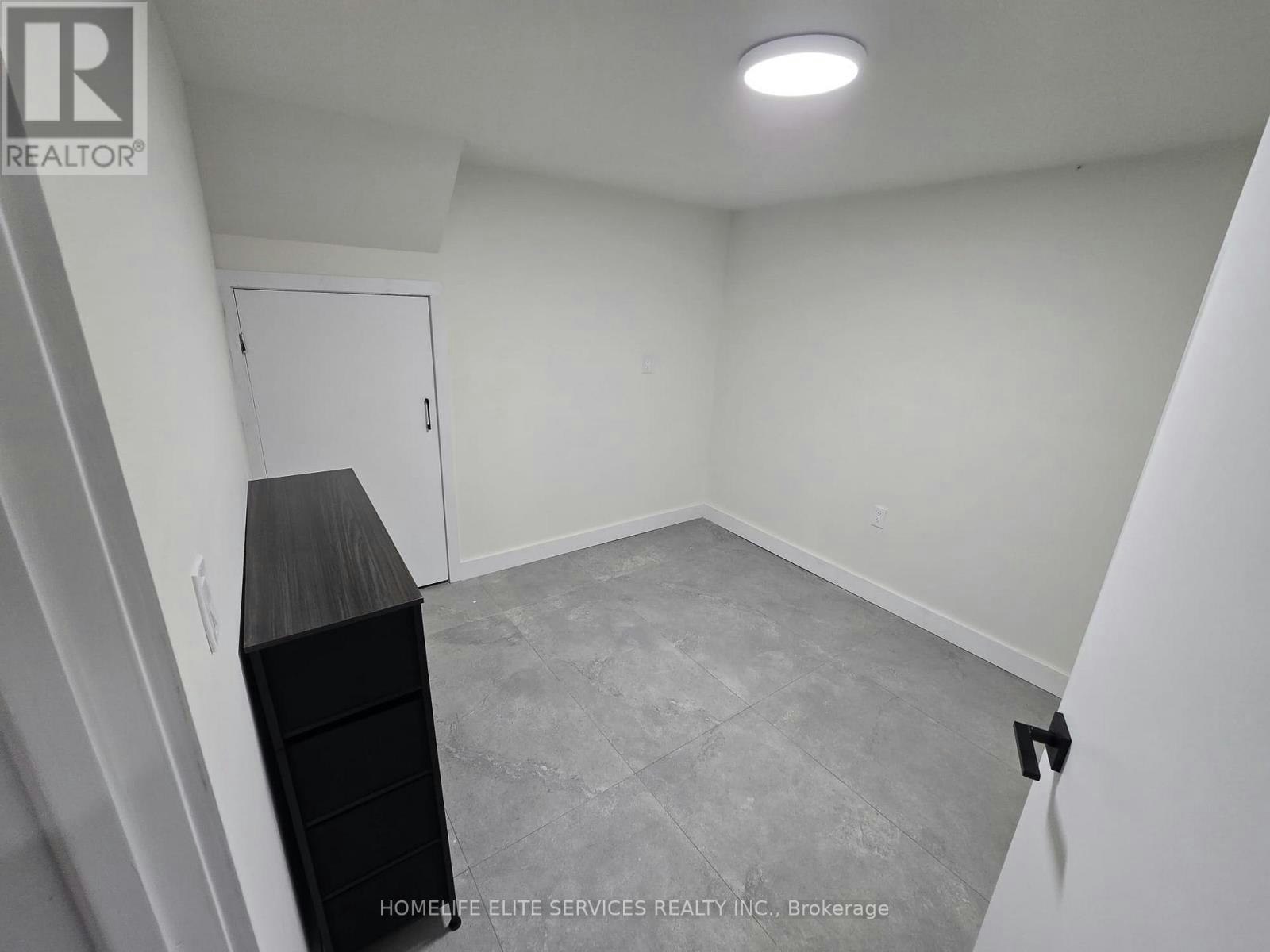 36 Manorglen Crescent, Toronto, ON, M1S 1W4 - 17