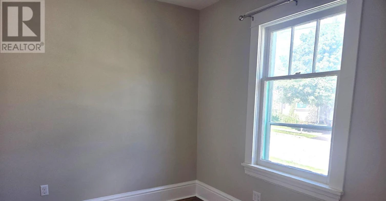 25 Menzie Avenue, Guelph, ON, N1E 5X8 - 5