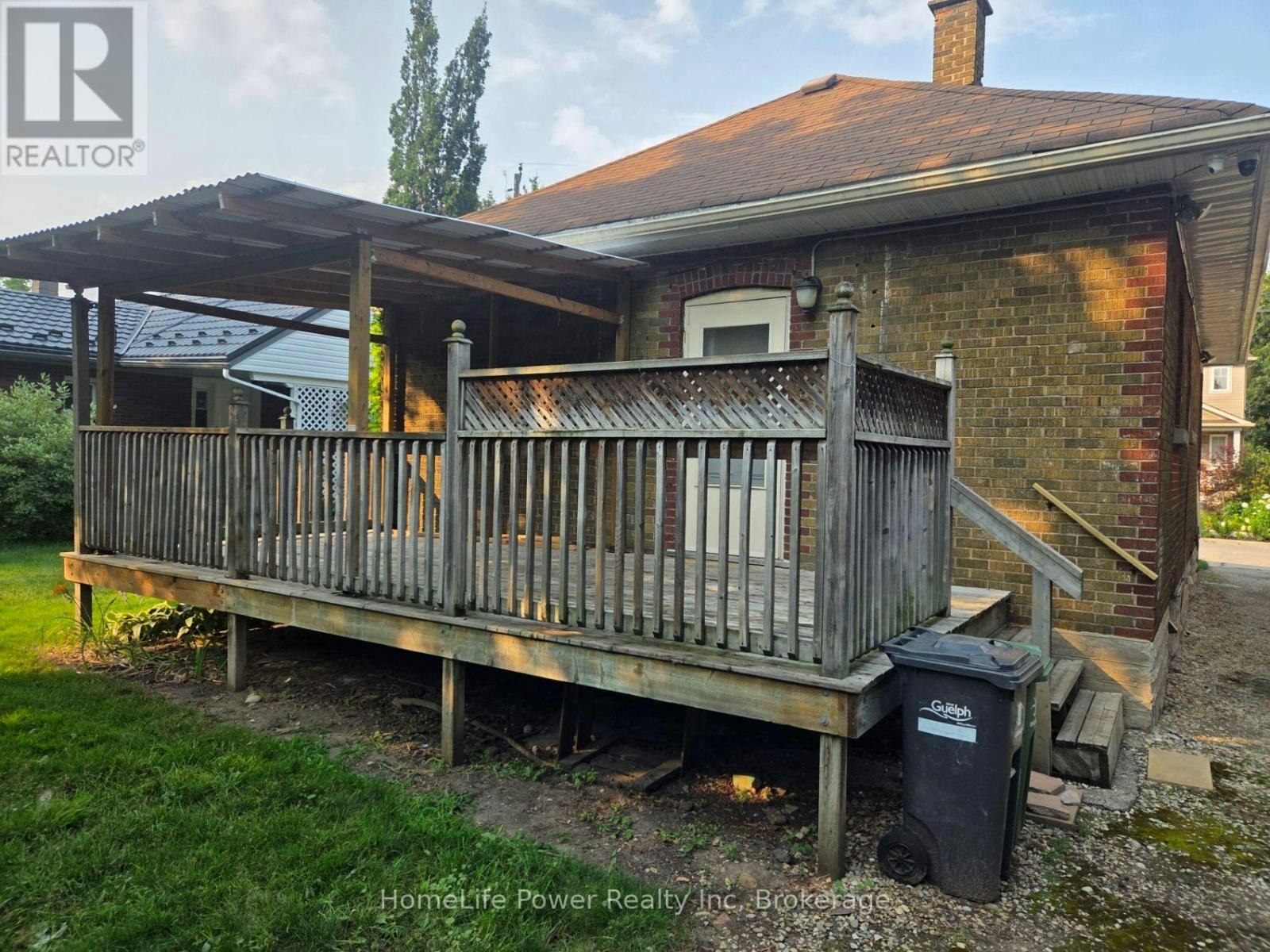 25 Menzie Avenue, Guelph, ON, N1E 5X8 - 2