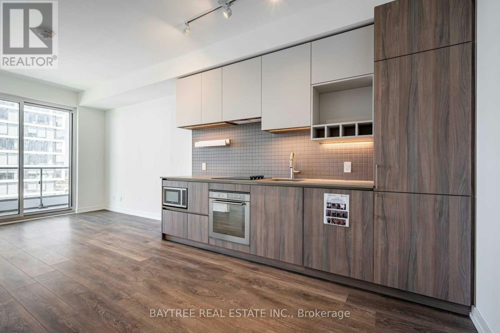 3510-950 Portage Parkway, Vaughan, ON, L4K 0J7 - 2