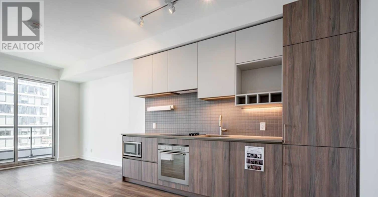 3510-950 Portage Parkway, Vaughan, ON, L4K 0J7 - 2