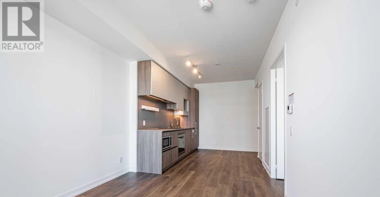 3510-950 Portage Parkway, Vaughan, ON, L4K 0J7 - 9