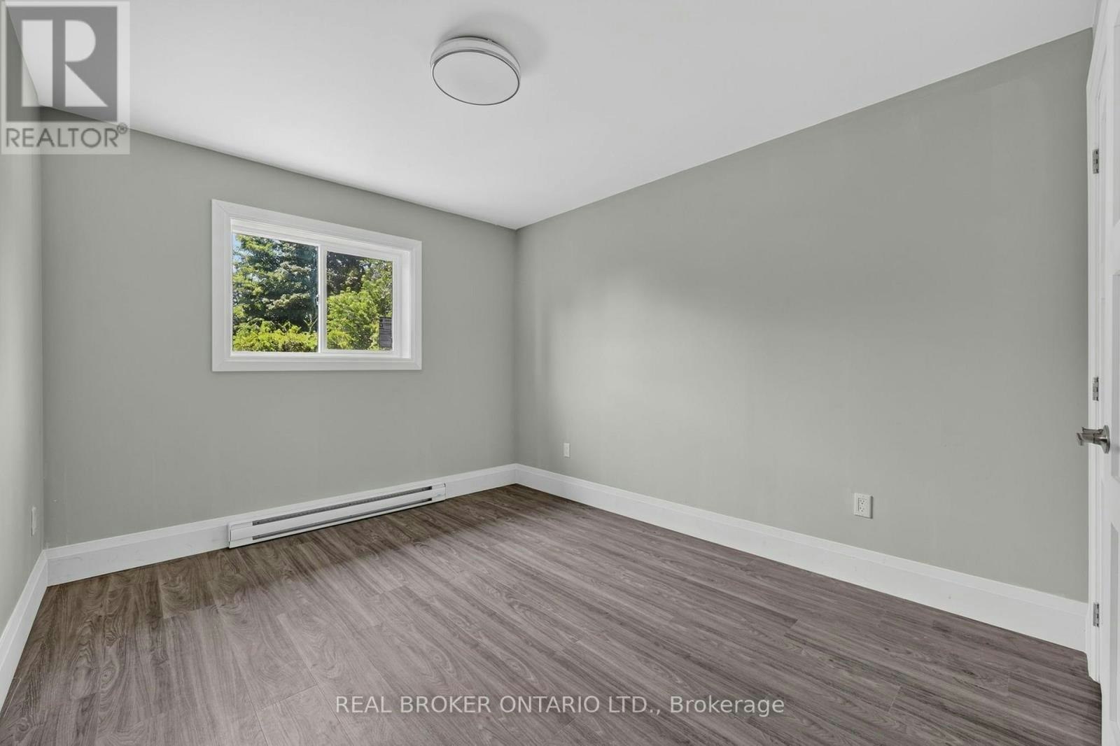 1-436 5th Avenue, Tay, ON, L0K 1R0 - 17