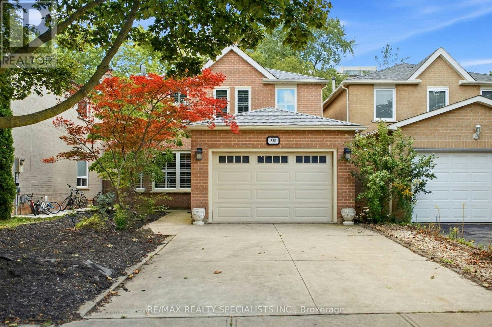 358 Erin Street, Oakville, ON, L6H 4P9