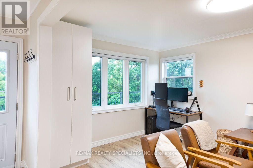 3-209 Pelham Road, St. Catharines, ON, L2S 1W2 - 8