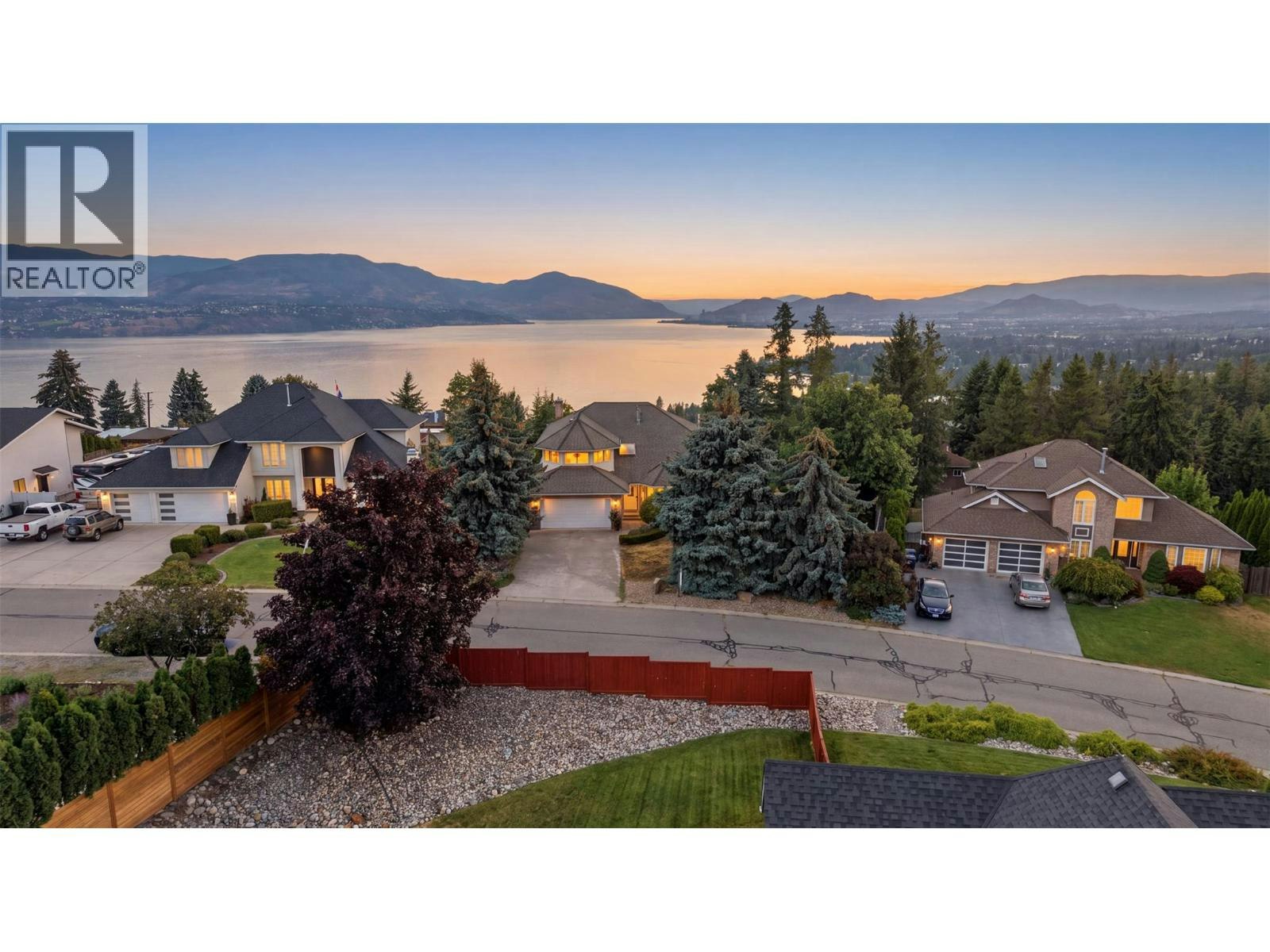 411 Curlew Drive, Kelowna, BC, V1W 4L3