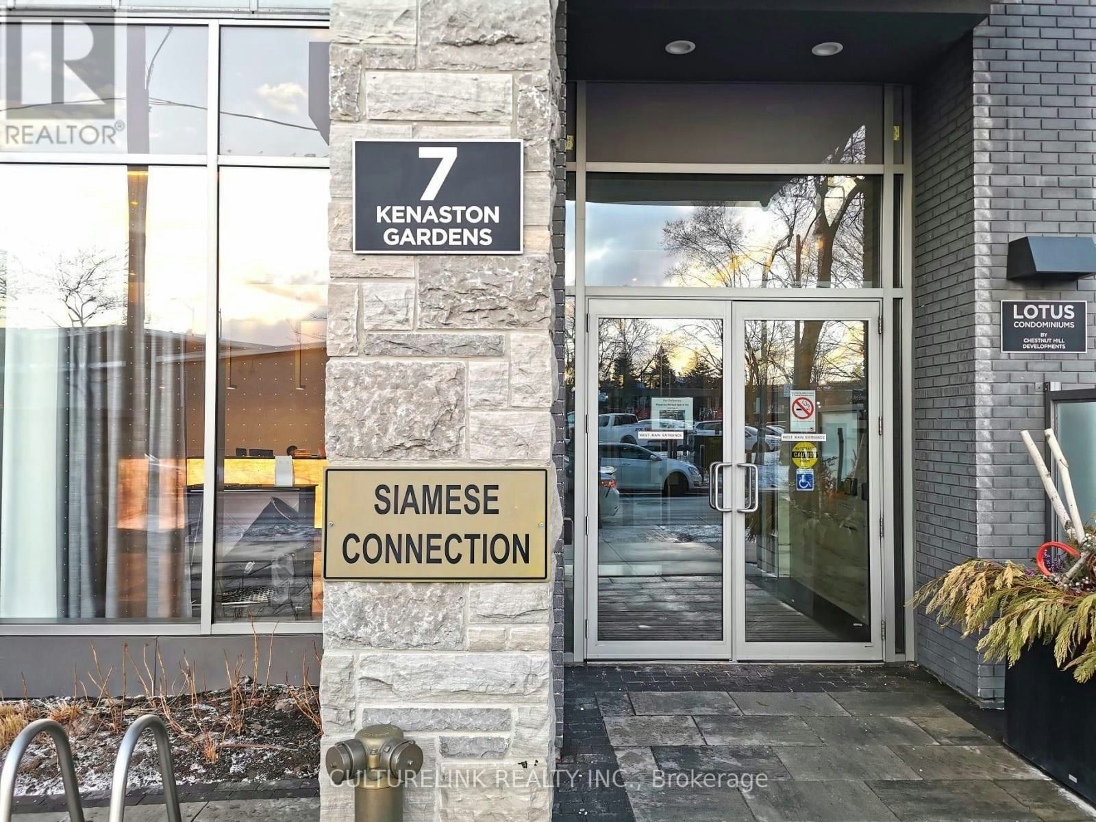 326-7 Kenaston Gardens, Toronto, ON, M2K 0E9 - 3