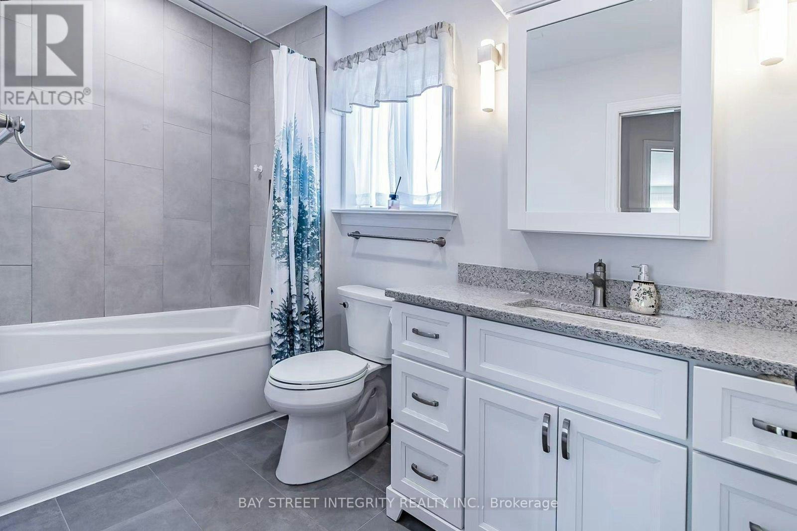 94 William Curtis Circle, Newmarket, ON, L3Y 8L6 - 13
