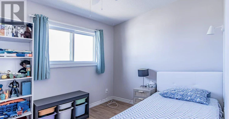 94 William Curtis Circle, Newmarket, ON, L3Y 8L6 - 11