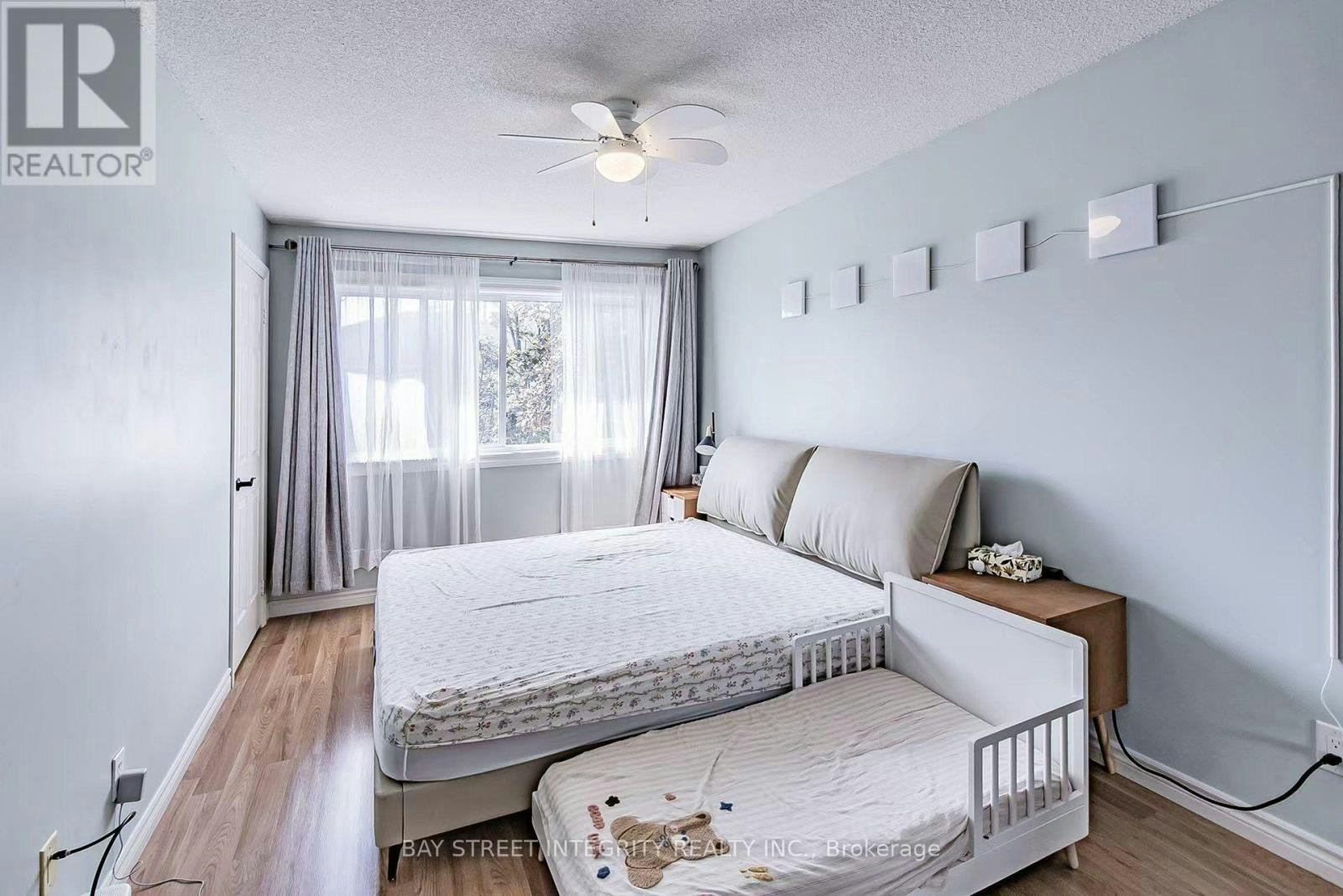 94 William Curtis Circle, Newmarket, ON, L3Y 8L6 - 8