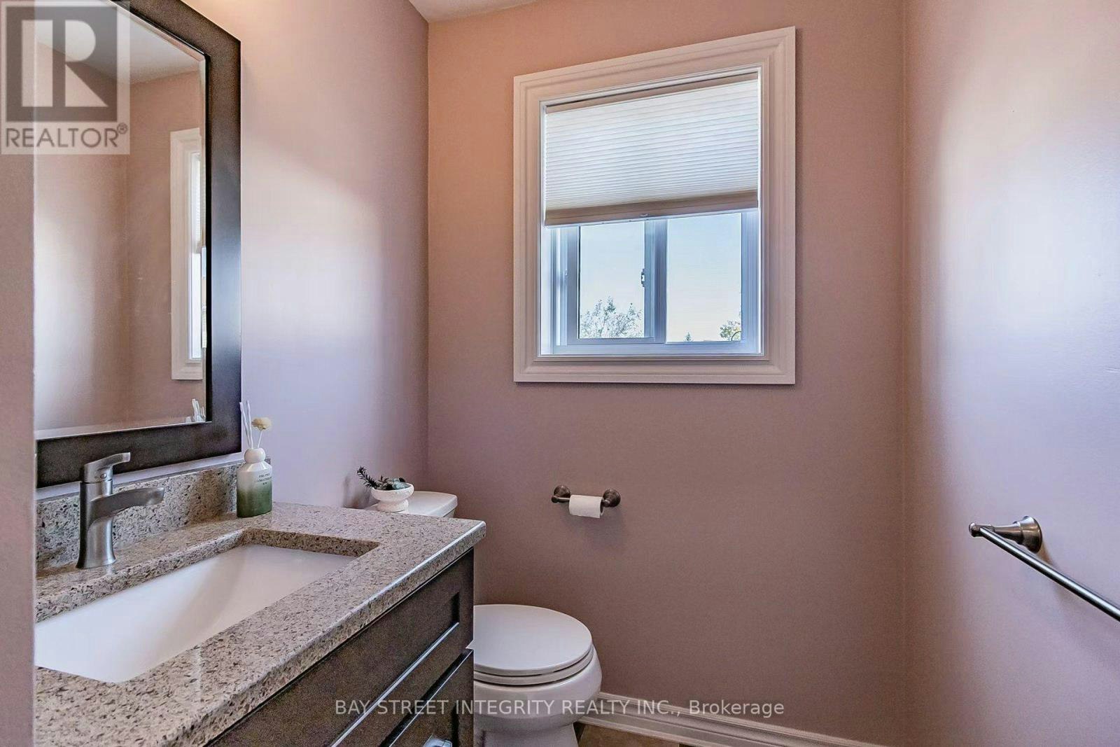 94 William Curtis Circle, Newmarket, ON, L3Y 8L6 - 15