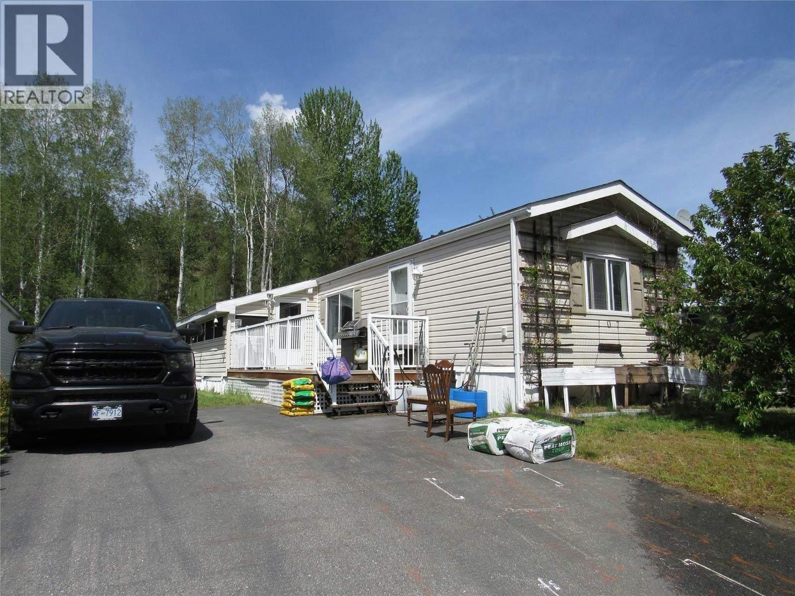 107-500 16th Avenue, Genelle, BC, V0G 1G0