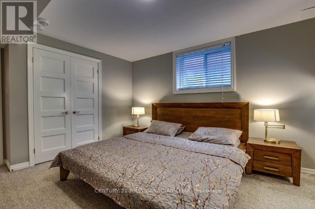 2718 Tokala Trail, London, ON, N6G 0L7 - 27