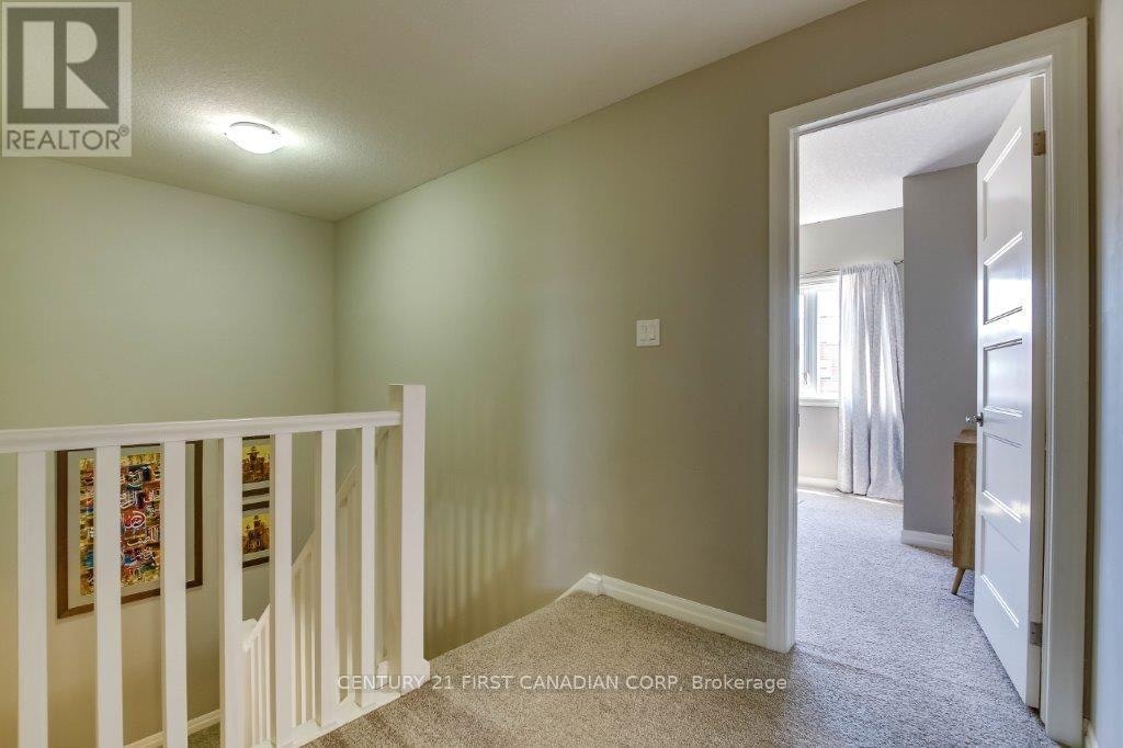 2718 Tokala Trail, London, ON, N6G 0L7 - 22