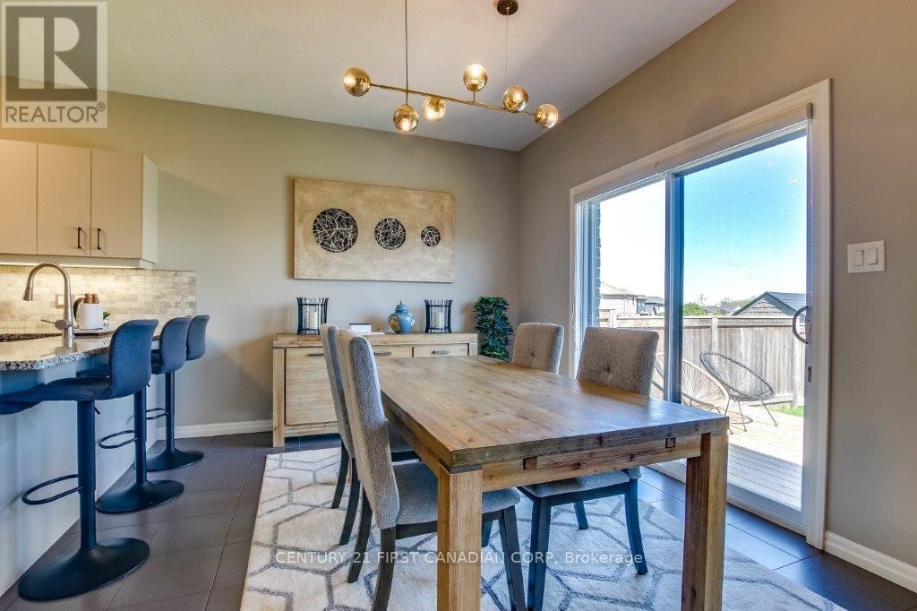 2718 Tokala Trail, London, ON, N6G 0L7 - 9
