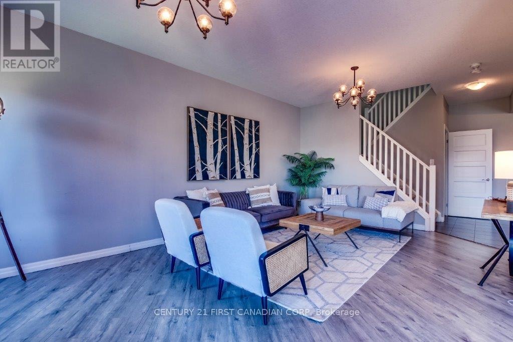 2718 Tokala Trail, London, ON, N6G 0L7 - 10