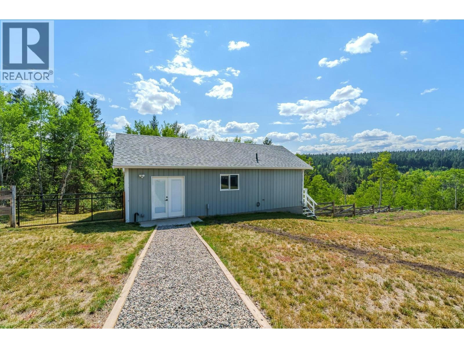 5165 Kallum Drive, 108 Mile Ranch, BC, V0K 2Z0 - 16