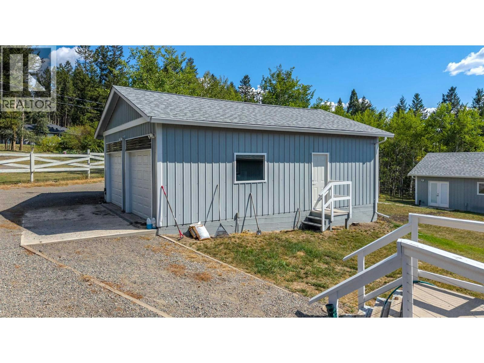 5165 Kallum Drive, 108 Mile Ranch, BC, V0K 2Z0 - 14