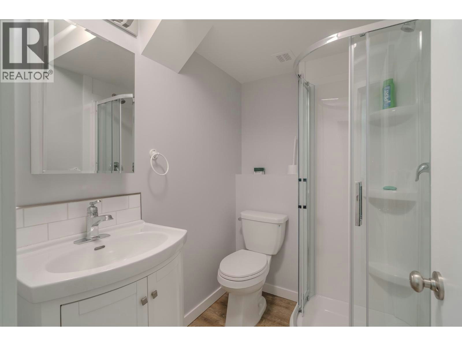 5165 Kallum Drive, 108 Mile Ranch, BC, V0K 2Z0 - 8