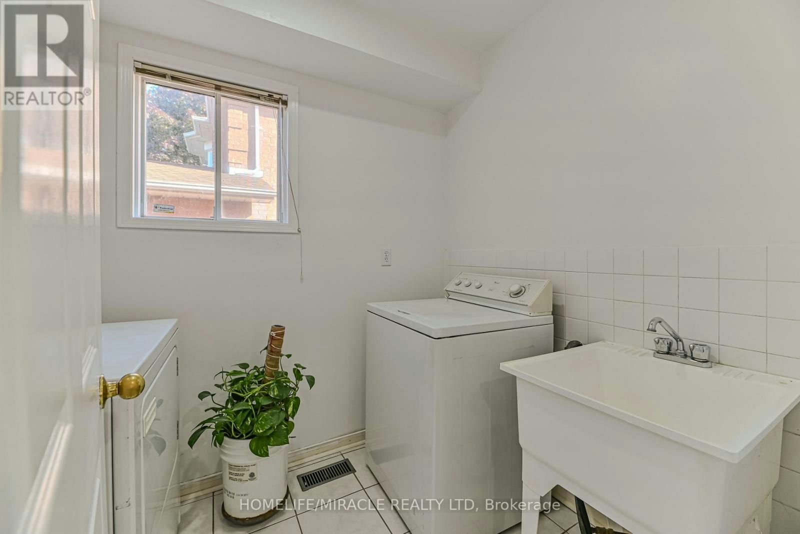 36 Letty Avenue, Brampton, ON, L6Y 4T3 - 9