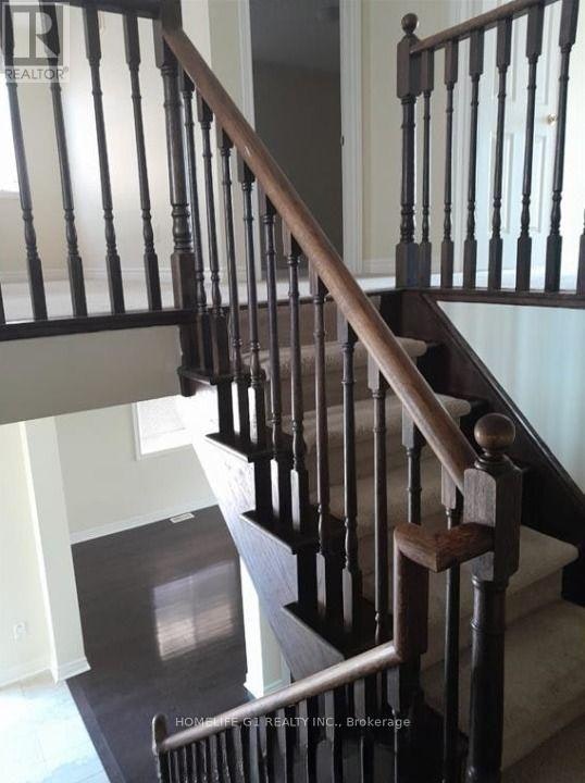 5165 Doubletree Drive, Mississauga, ON, L5M 8B2 - 2