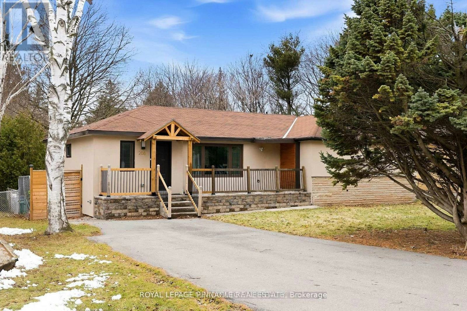 208 Glen Oak Drive, Oakville, ON, L6K 2J2 - 2