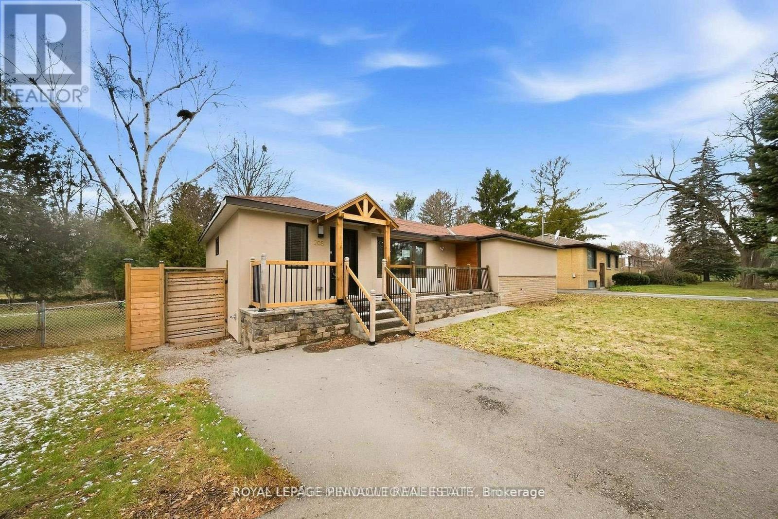208 Glen Oak Drive, Oakville, ON, L6K 2J2 - 4