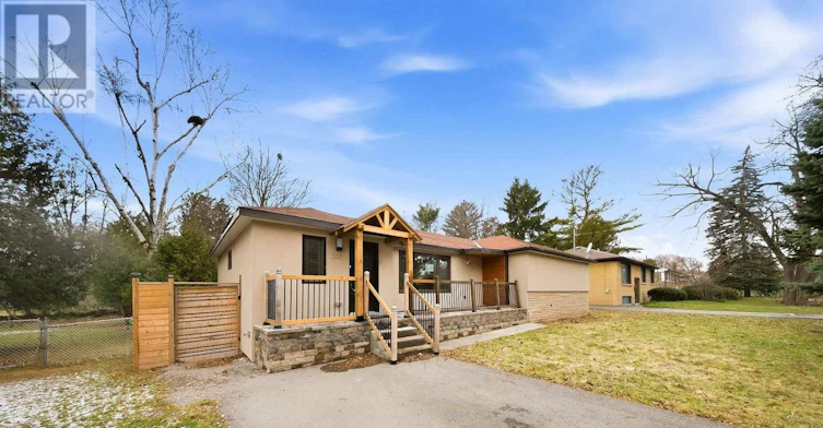 208 Glen Oak Drive, Oakville, ON, L6K 2J2 - 4