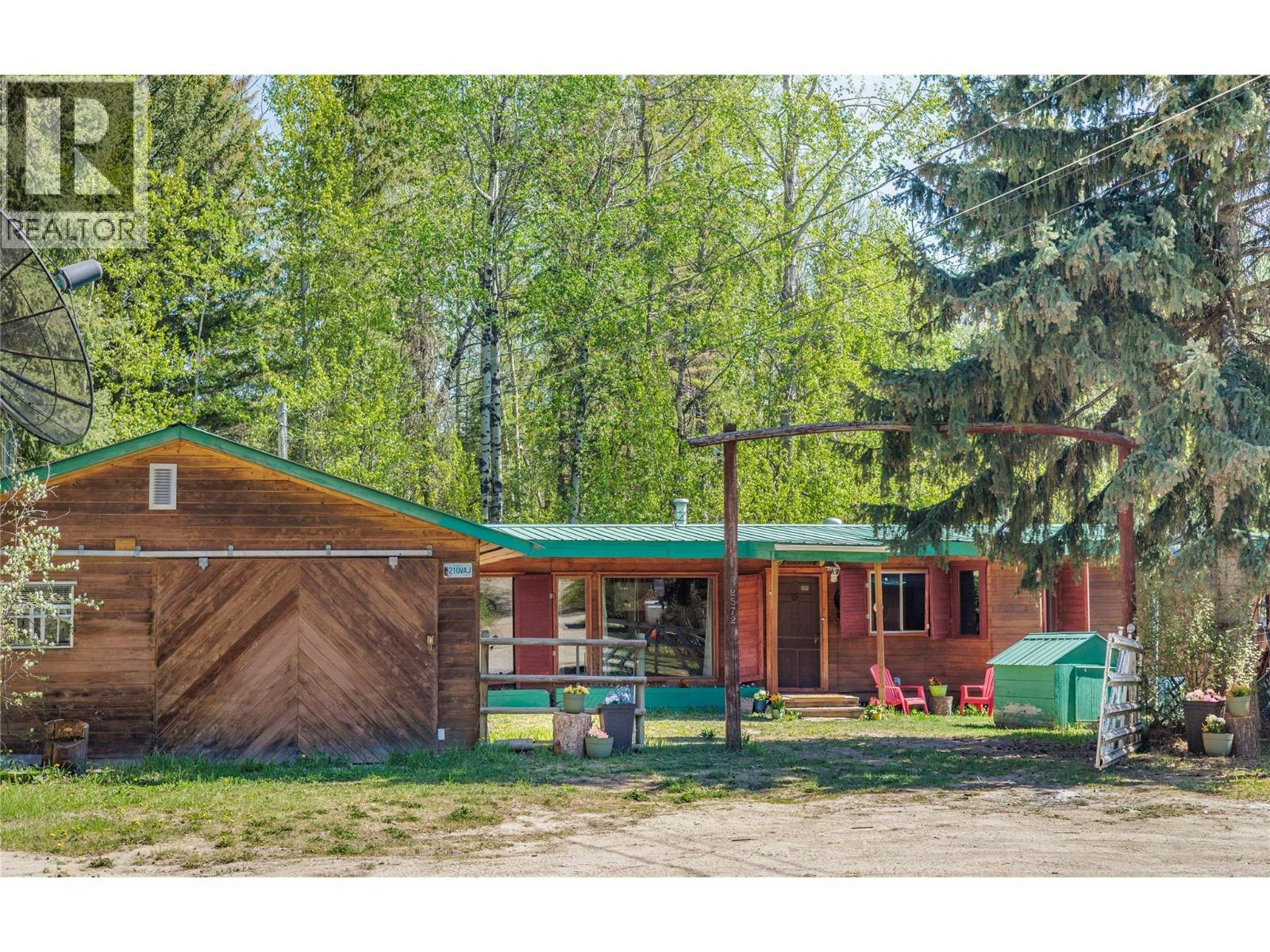 2572 Stoney Drive, Kamloops, BC, V2H 1P1