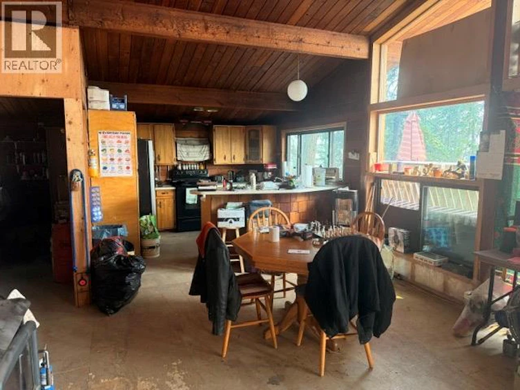 2409 Vickers Trail, Anglemont, BC, V0E 1M8 - 15