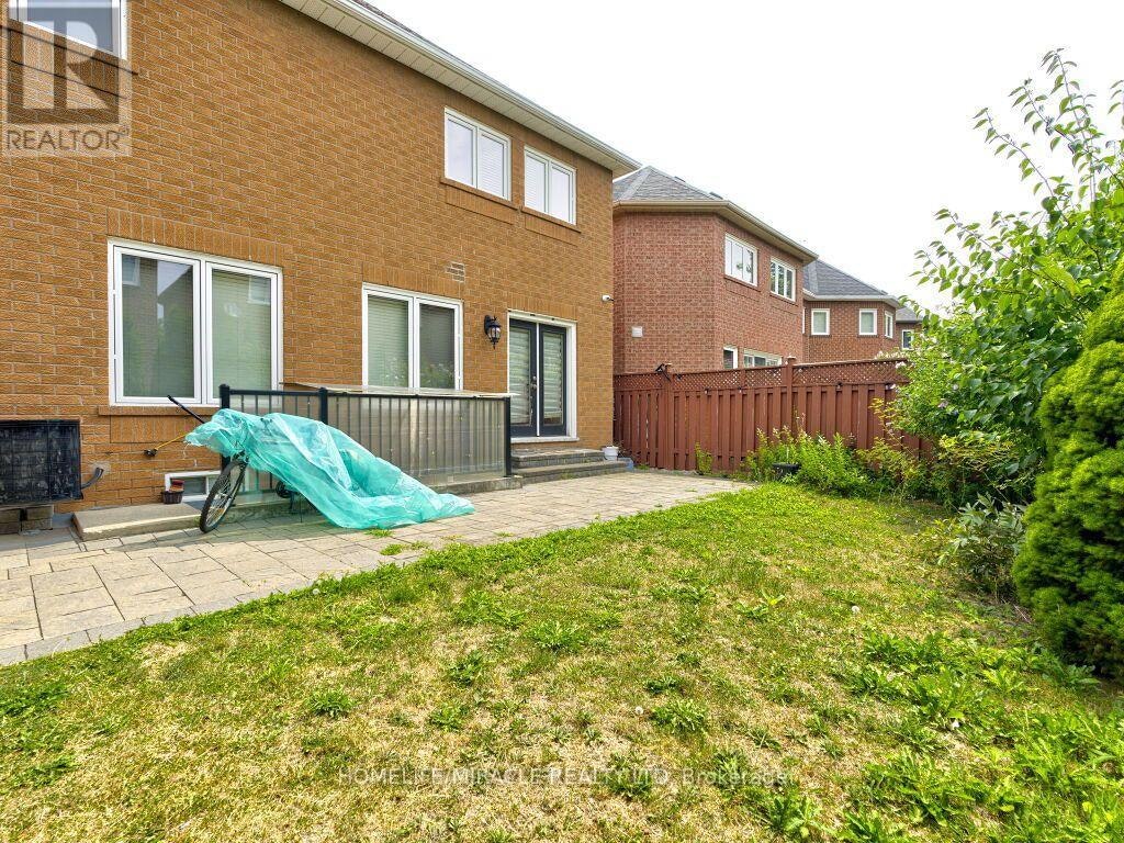 5437 Royal Aberdeen Drive, Mississauga, ON, L4Z 3W2 - 17