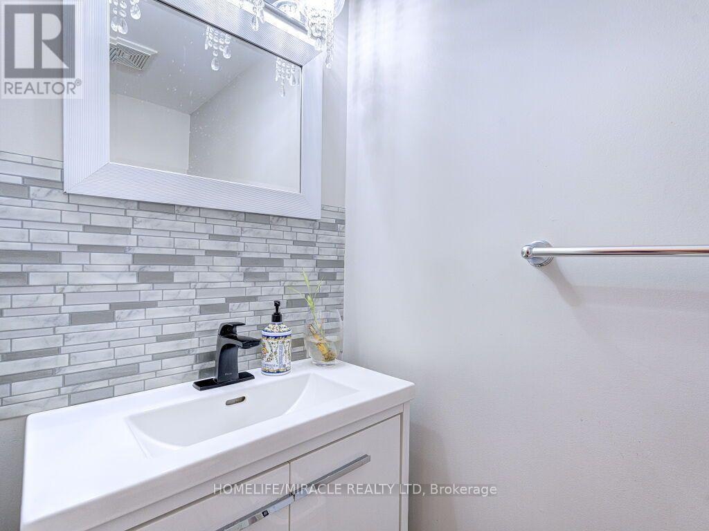 5437 Royal Aberdeen Drive, Mississauga, ON, L4Z 3W2 - 9