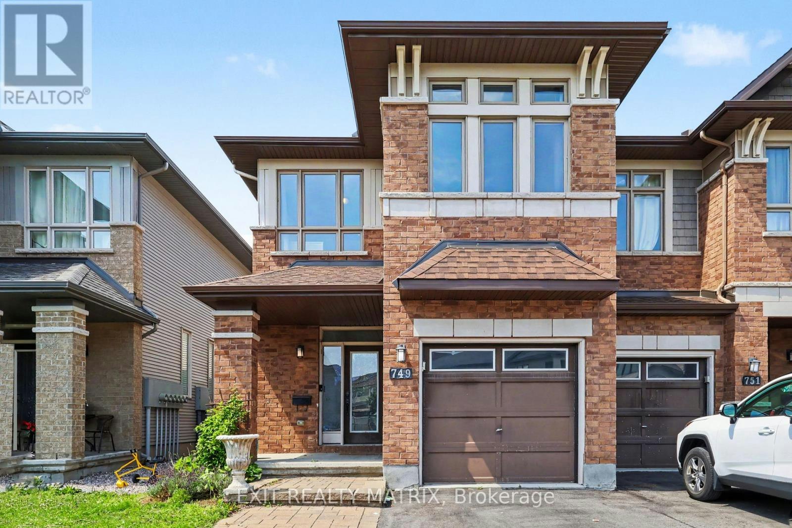 749 Morningstar Way, Ottawa, ON, K1W 0G6