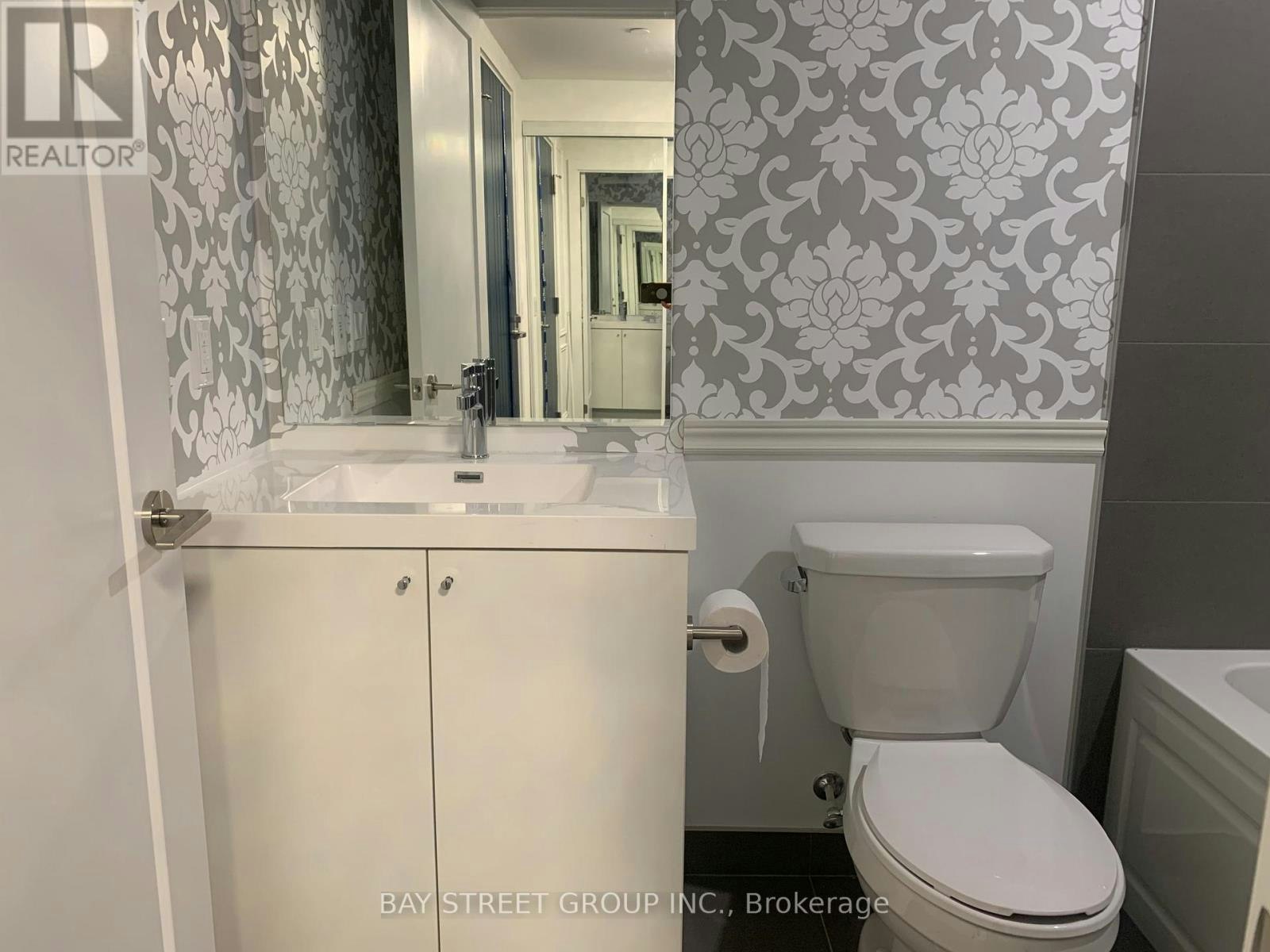 2520-2545 Simcoe Street N, Oshawa, ON, L1L 0W3 - 7